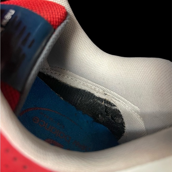 New Balance 574 Red Running Shoes Mens 9 D Red Blue Sneakers Trainers ML574ACC - Picture 9 of 9